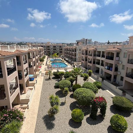 Royal Seacrest Residence Пафос Экстерьер фото