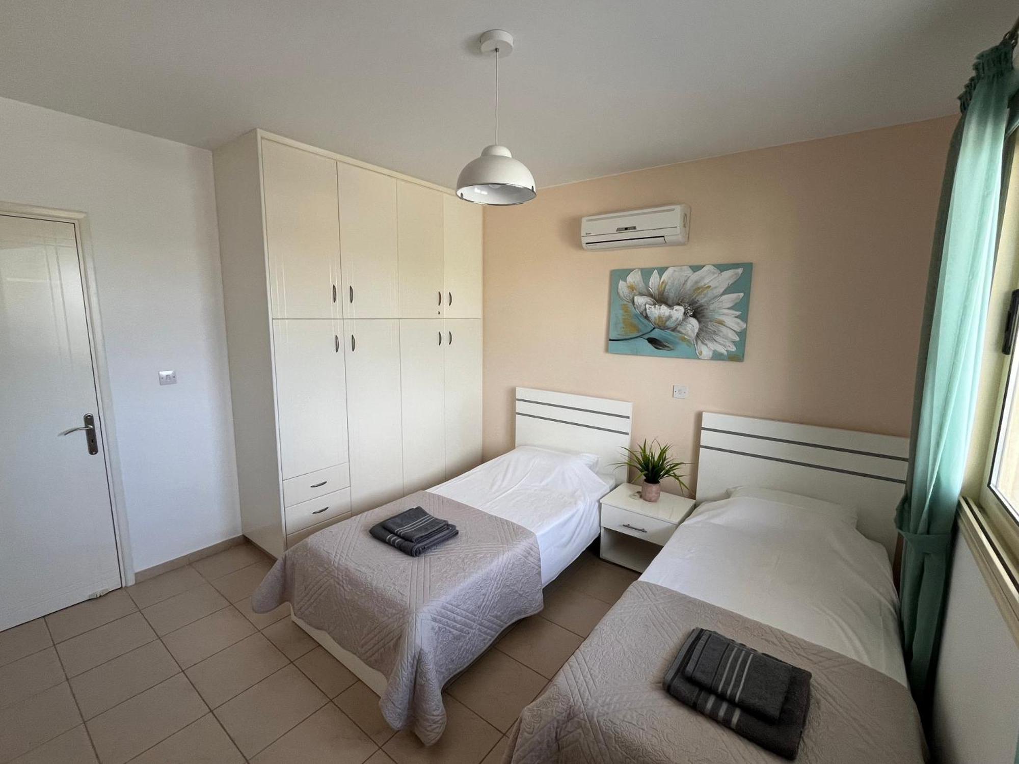 Royal Seacrest Residence Пафос Экстерьер фото